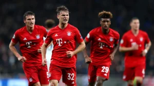 Aufstellungen: Teilnehmer: FC Bayern München gegen Eintracht Frankfurt